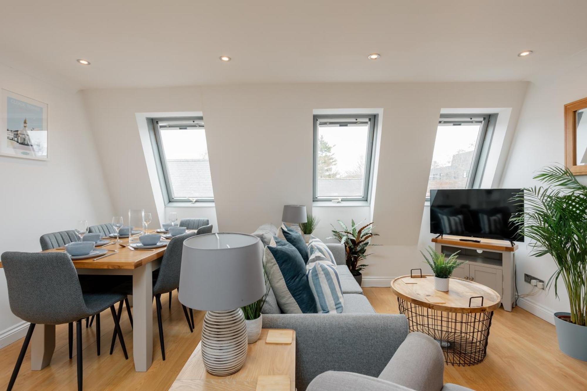 Starhost Residences - Central 3 Bed Apartment At Regents Court, Newbury Εξωτερικό φωτογραφία